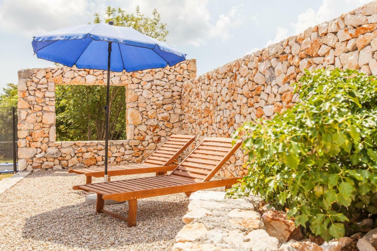 Villa Nabucco Kras Exterior photo